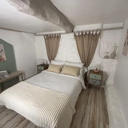 Cosy Flat In The Heart Of Village * Valbonne