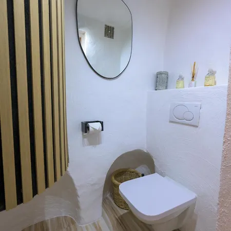 Cosy Flat In The Heart Of Village Apartment *
