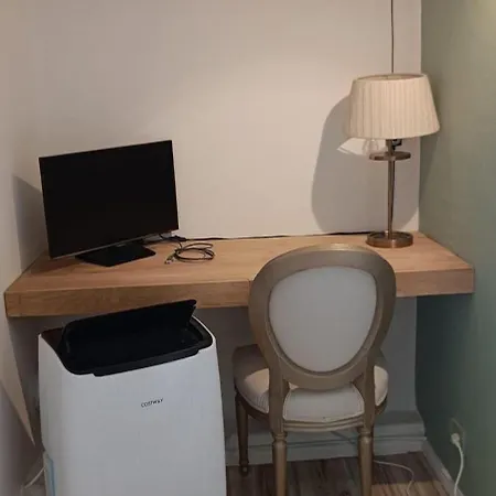 Apartment Cosy Flat In The Heart Of Village Valbonne
